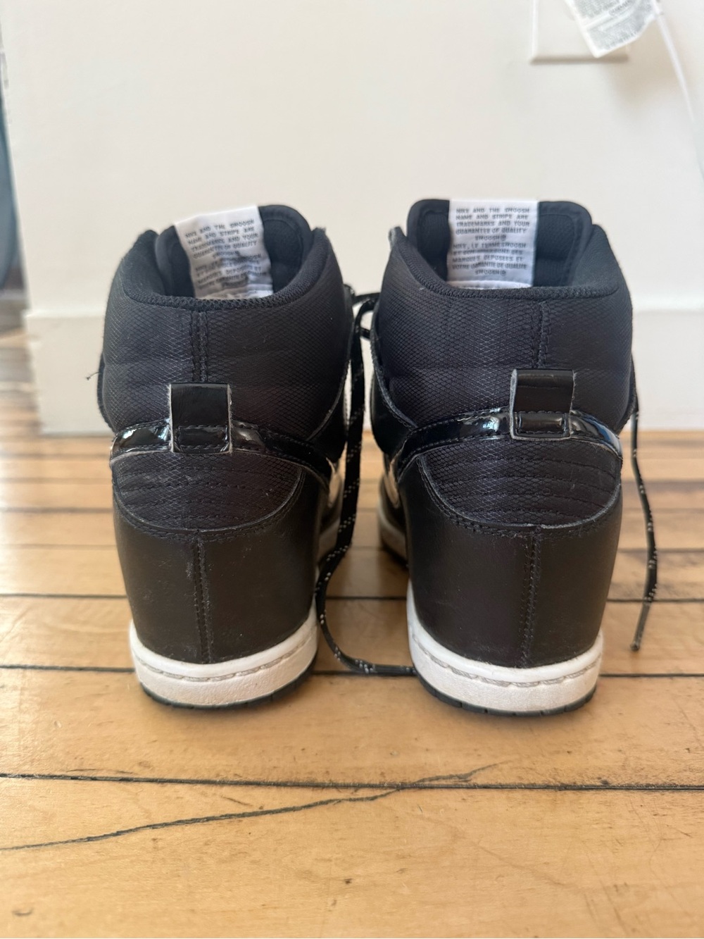 Nike Dunk Sky High Essential Shoes Women Size 8.5 Black Wedge Sneaker - Picture 4 of 6